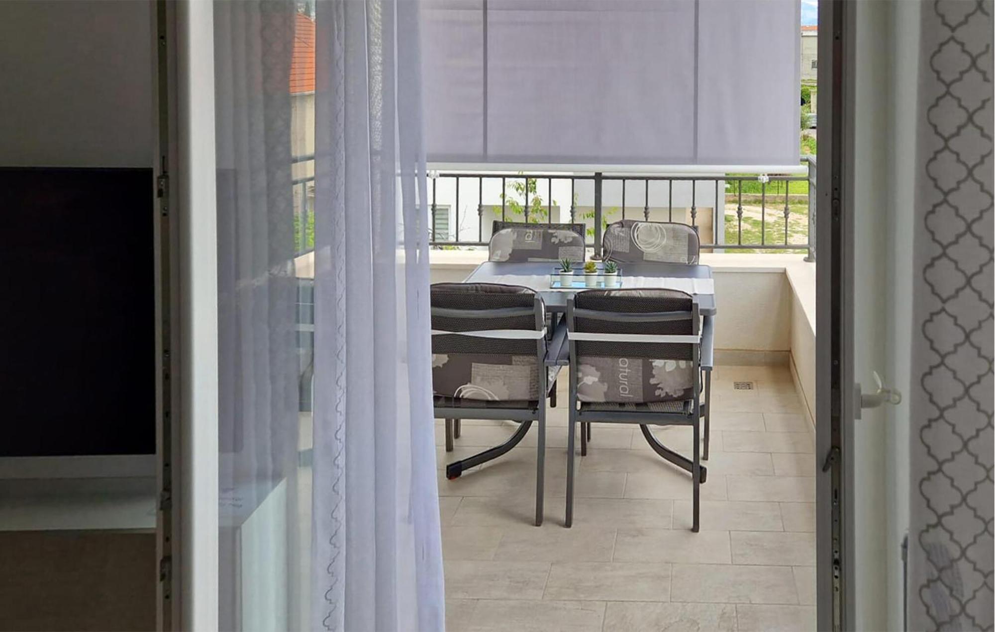 2 Bedroom Amazing Apartment In טרוגיר מראה חיצוני תמונה